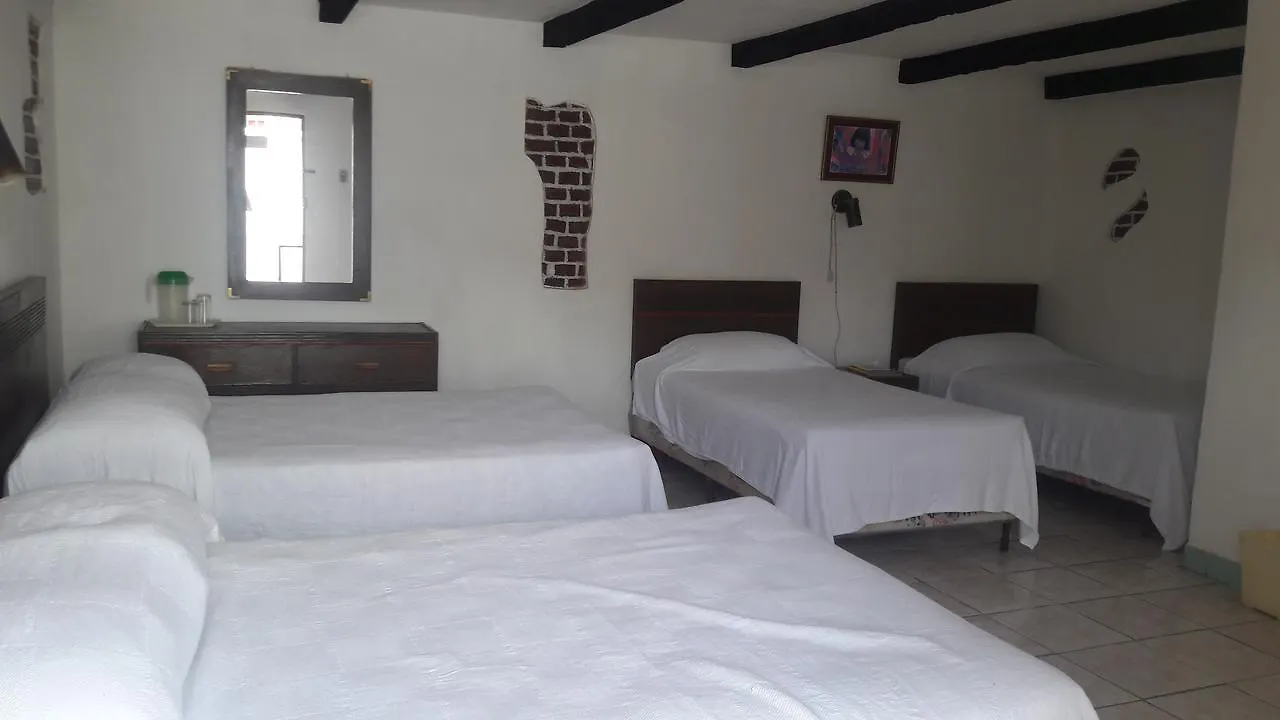 Hotel De Cortez Y Larraz Antigua